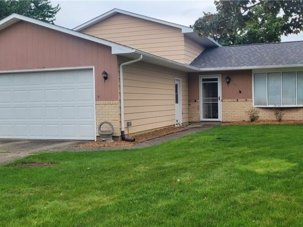 157 Hemlock Drive , Elyria, OH 44035