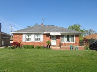 2488 Dale Avenue, Rocky River, OH 44116