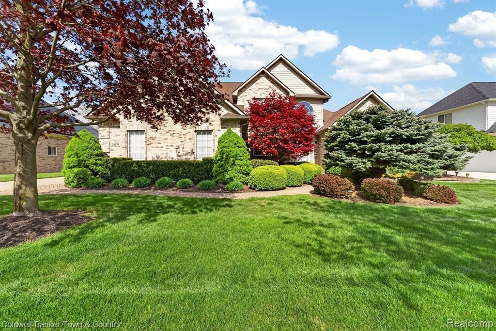 26974 Debiasi Drive, Brownstown Township, MI 48174 Main Photo