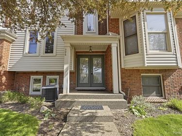 396 W Ann Arbor Trail, Plymouth, MI 48170