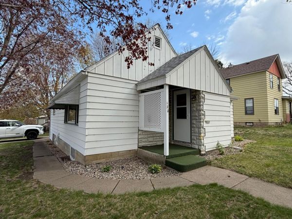 120 W 9th Street, Fairmont, MN 56031