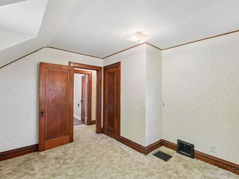 5636 River Road, Cincinnati, OH 45233 Photo 17