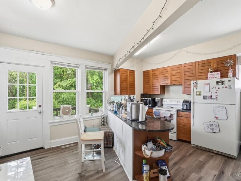 439 Warner Street, Cincinnati, OH 45219 Photo 7