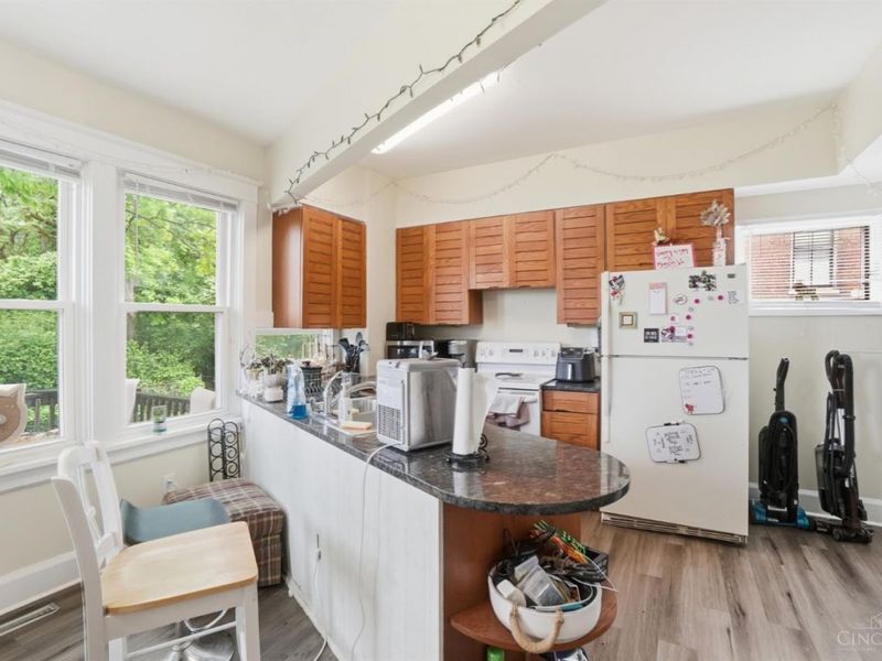 439 Warner Street, Cincinnati, OH 45219 Photo 8