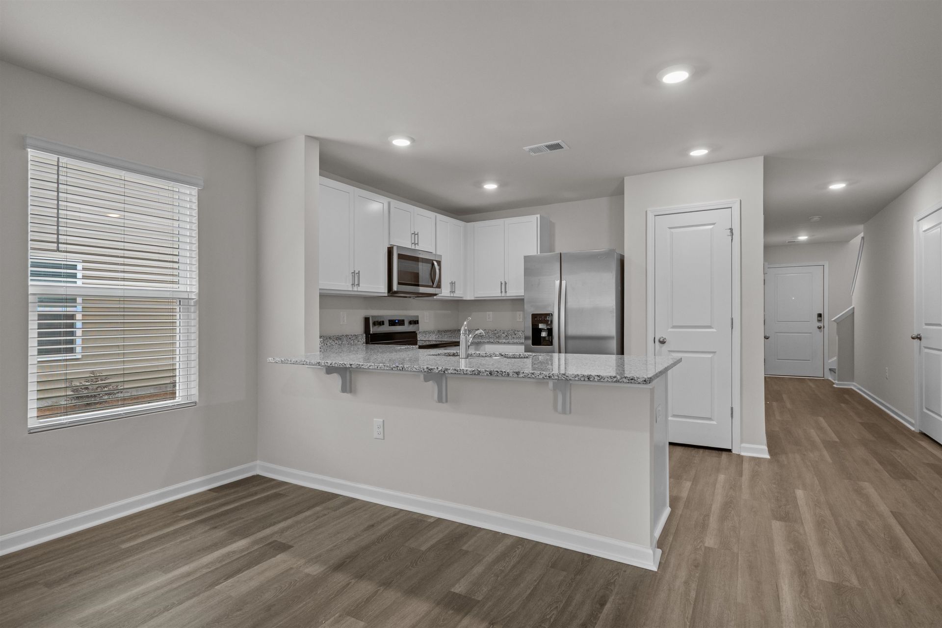 547 Gemstone Blvd Photo 13