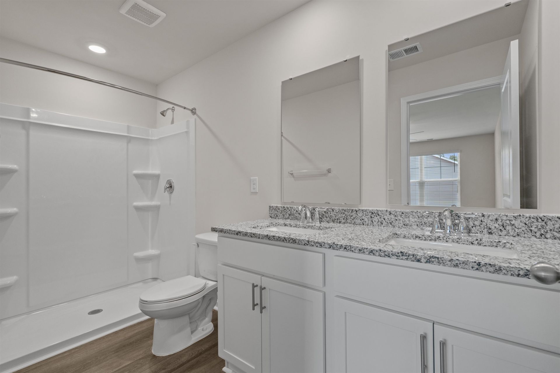 547 Gemstone Blvd Photo 20