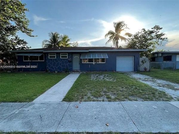 19810 N Miami Ave , Miami Gardens, FL 33169