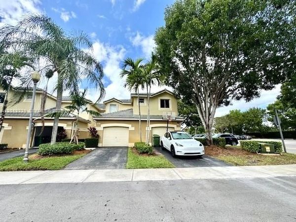 2567 Cordoba Bnd , Weston, FL 33327