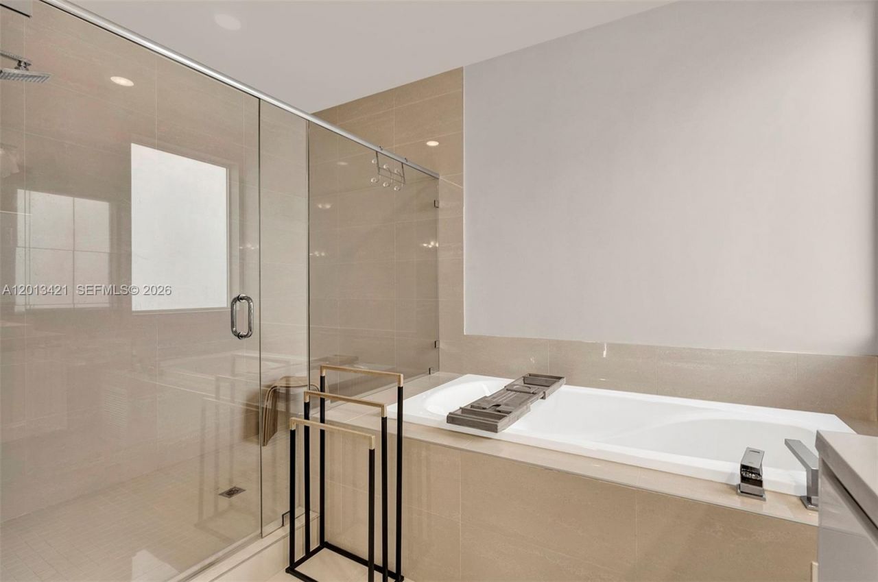 7535 NW 98th Ave , Unit 7535, Doral, FL 33178 Photo