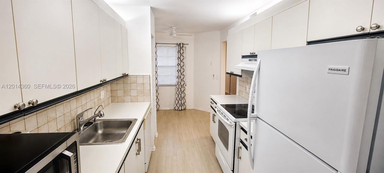 1300 SW 130th Ave , Unit 201F, Pembroke Pines, FL 33027 Photo