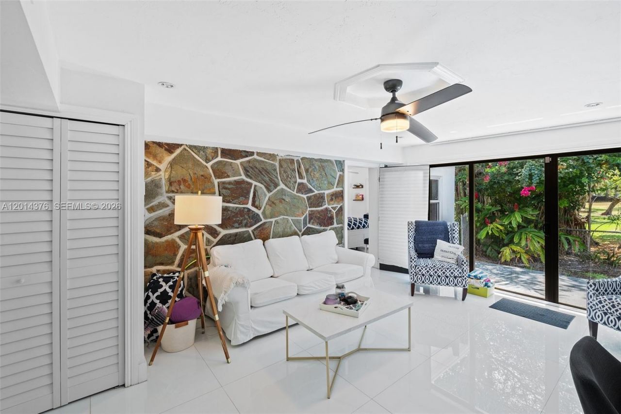 4091 Matheson Ave , Miami, FL 33133 Photo