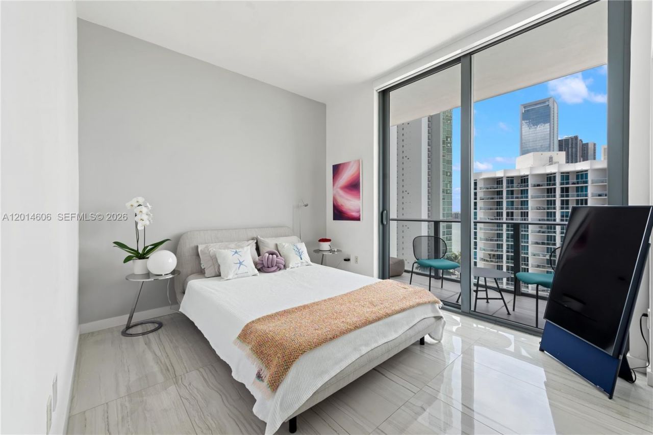 480 NE 31st St , Unit 1801, Miami, FL 33137 Photo