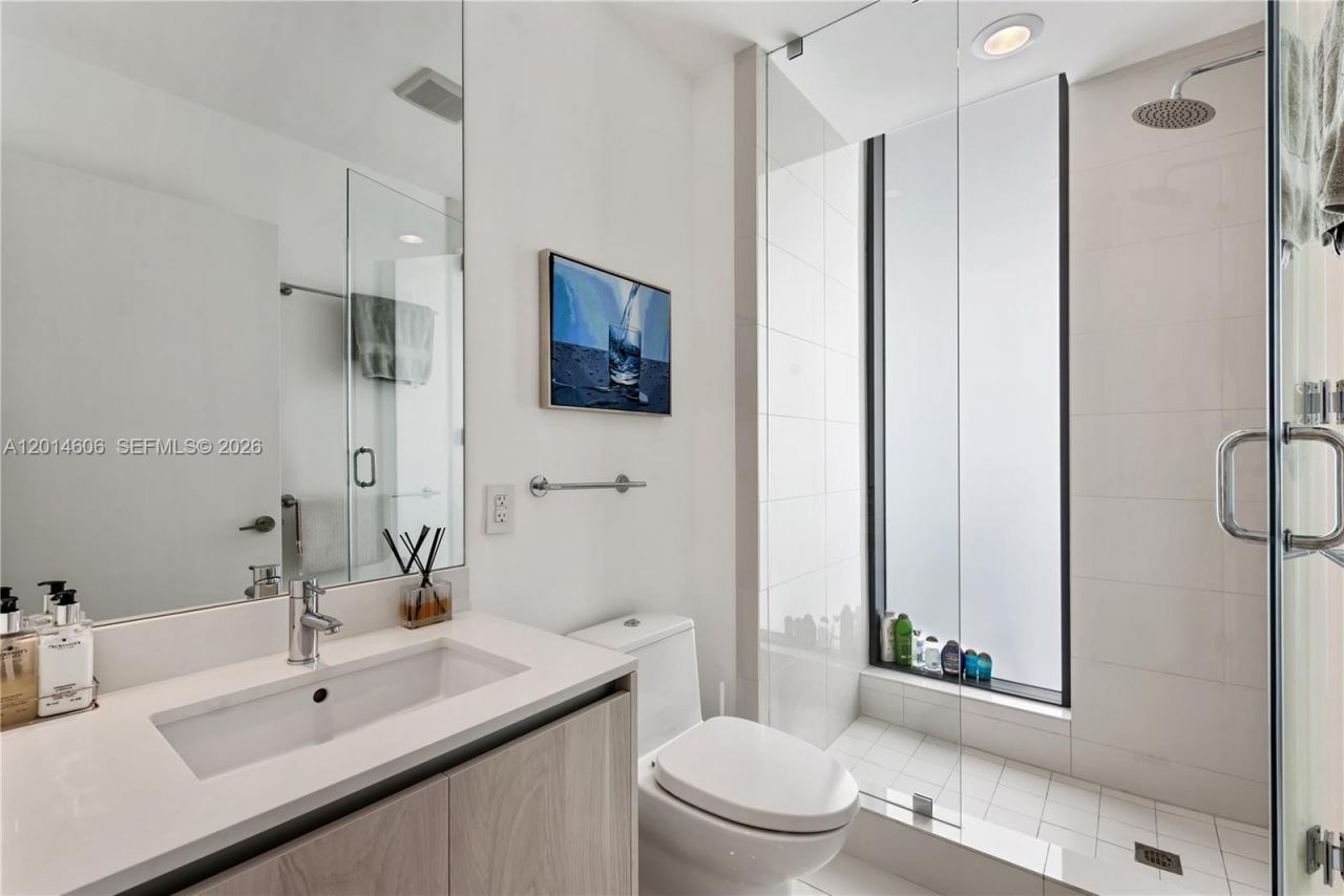 480 NE 31st St , Unit 1801, Miami, FL 33137 Photo