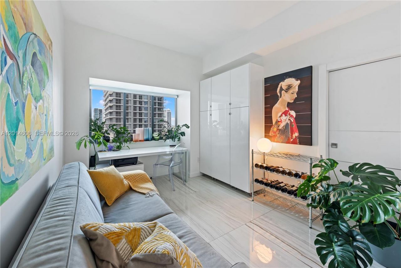 480 NE 31st St , Unit 1801, Miami, FL 33137 Photo