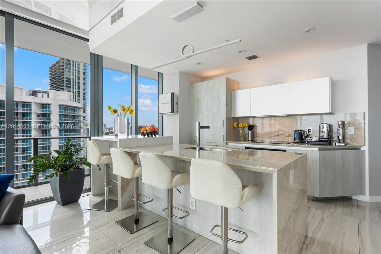 480 NE 31st St , Unit 1801, Miami, FL 33137 Photo