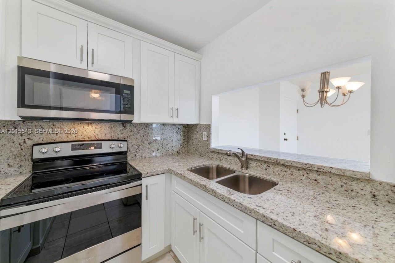 11715 SW 18th St , Unit 410, Miami, FL 33175 Photo