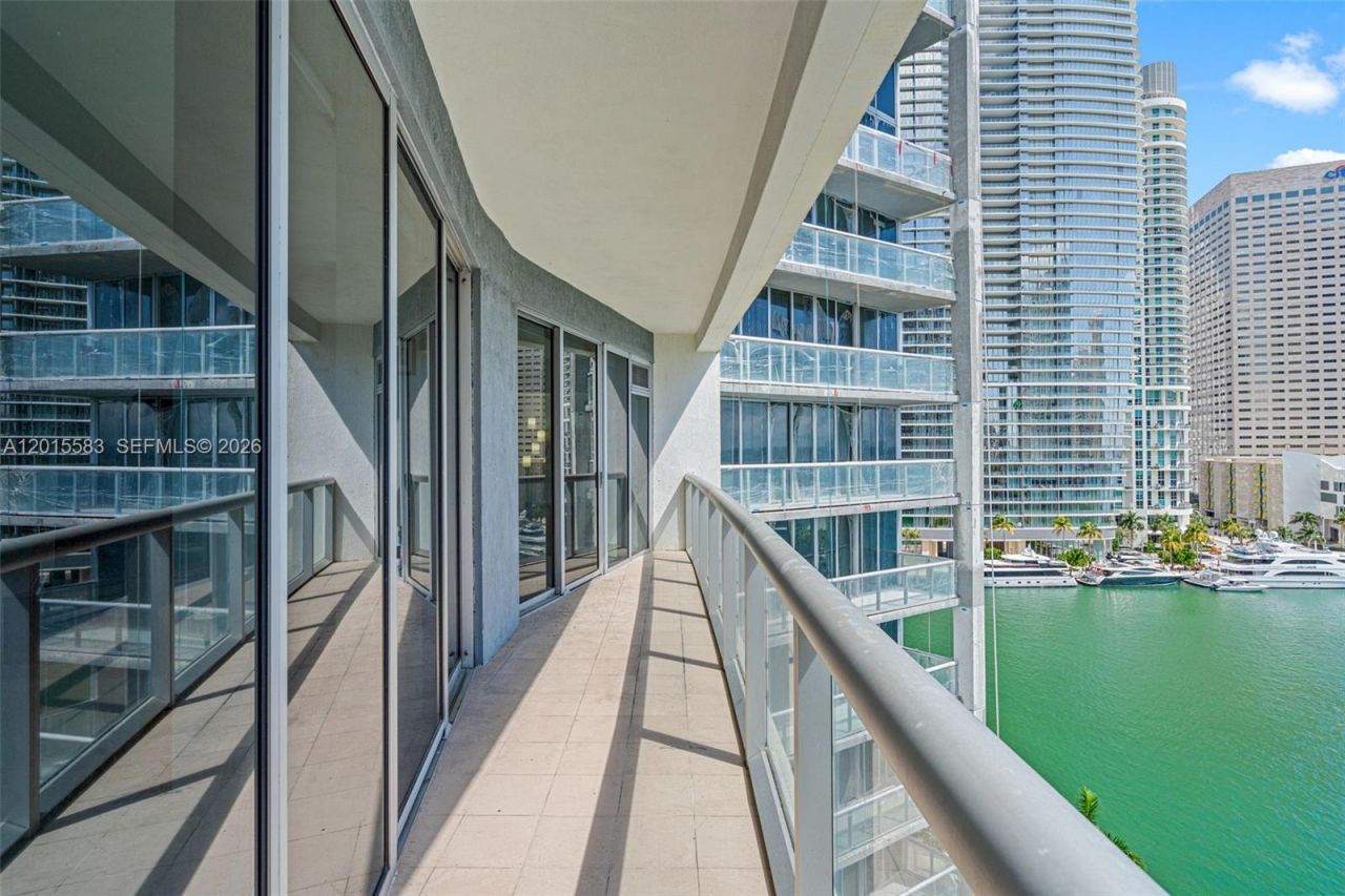 465 Brickell Ave , Unit 1016, Miami, FL 33131 Photo