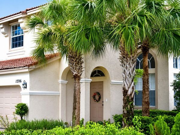 15964 NW 12th Ct , Pembroke Pines, FL 33028