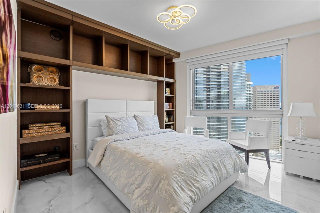 465 Brickell Ave , Unit 3301, Miami, FL 33131 Photo