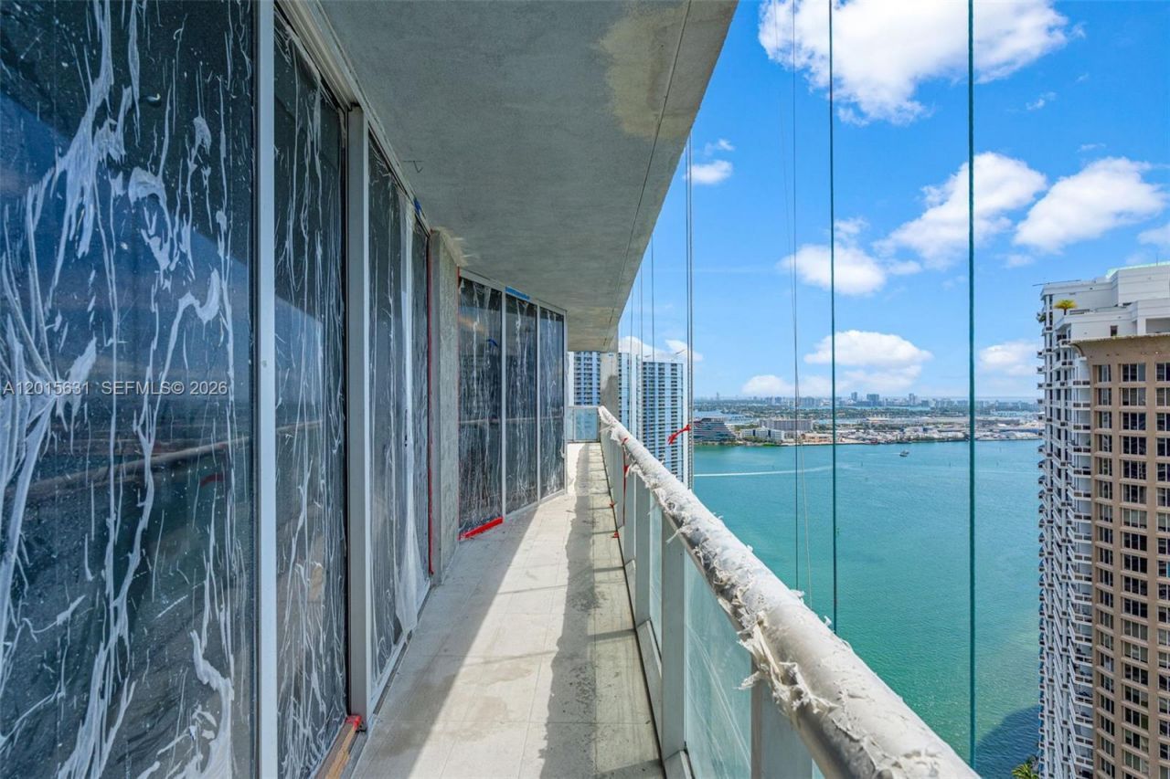 465 Brickell Ave , Unit 3301, Miami, FL 33131 Photo