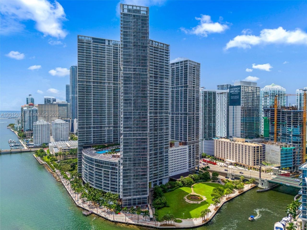 465 Brickell Ave , Unit 3301, Miami, FL 33131 Photo