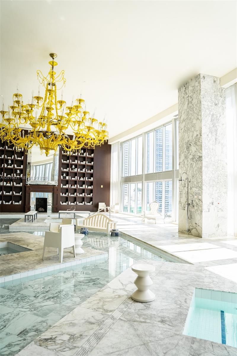 465 Brickell Ave , Unit 3301, Miami, FL 33131 Photo