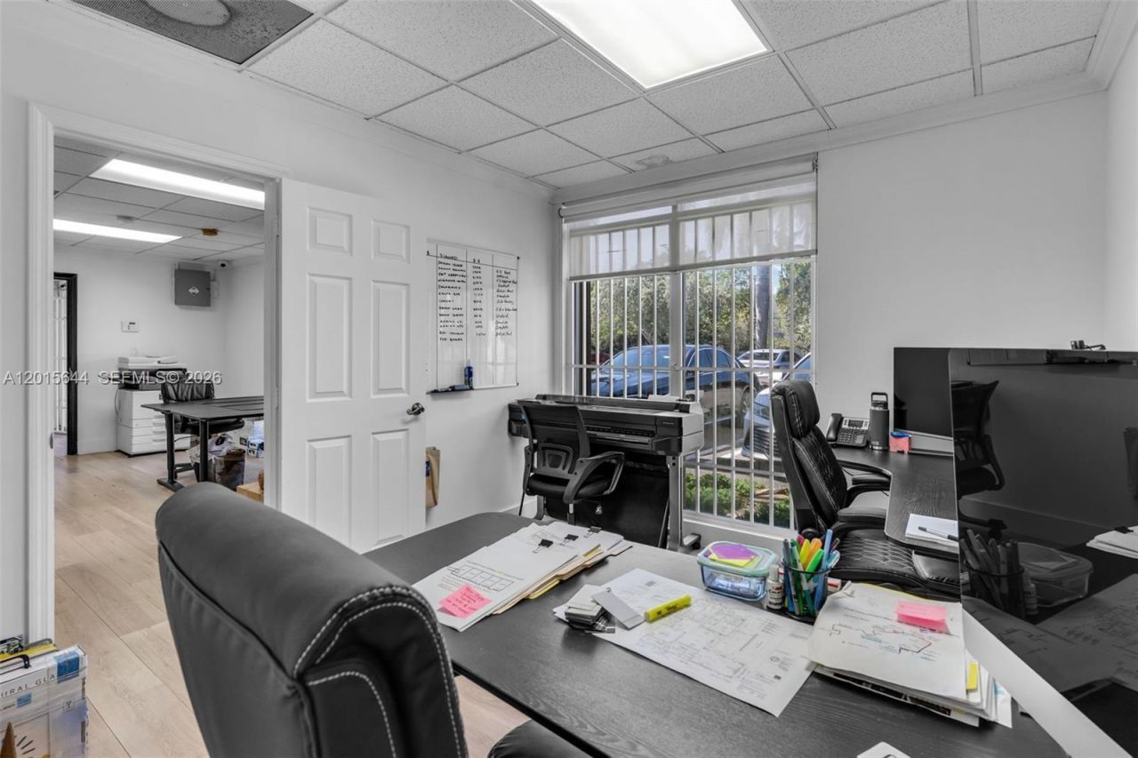 8344 NW 30th Ter , Unit 4, Doral, FL 33122 Photo