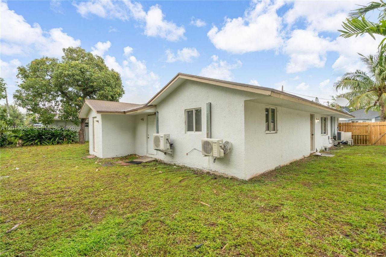 645 NW 15th Ave , Unit 1, Fort Lauderdale, FL 33311 Photo