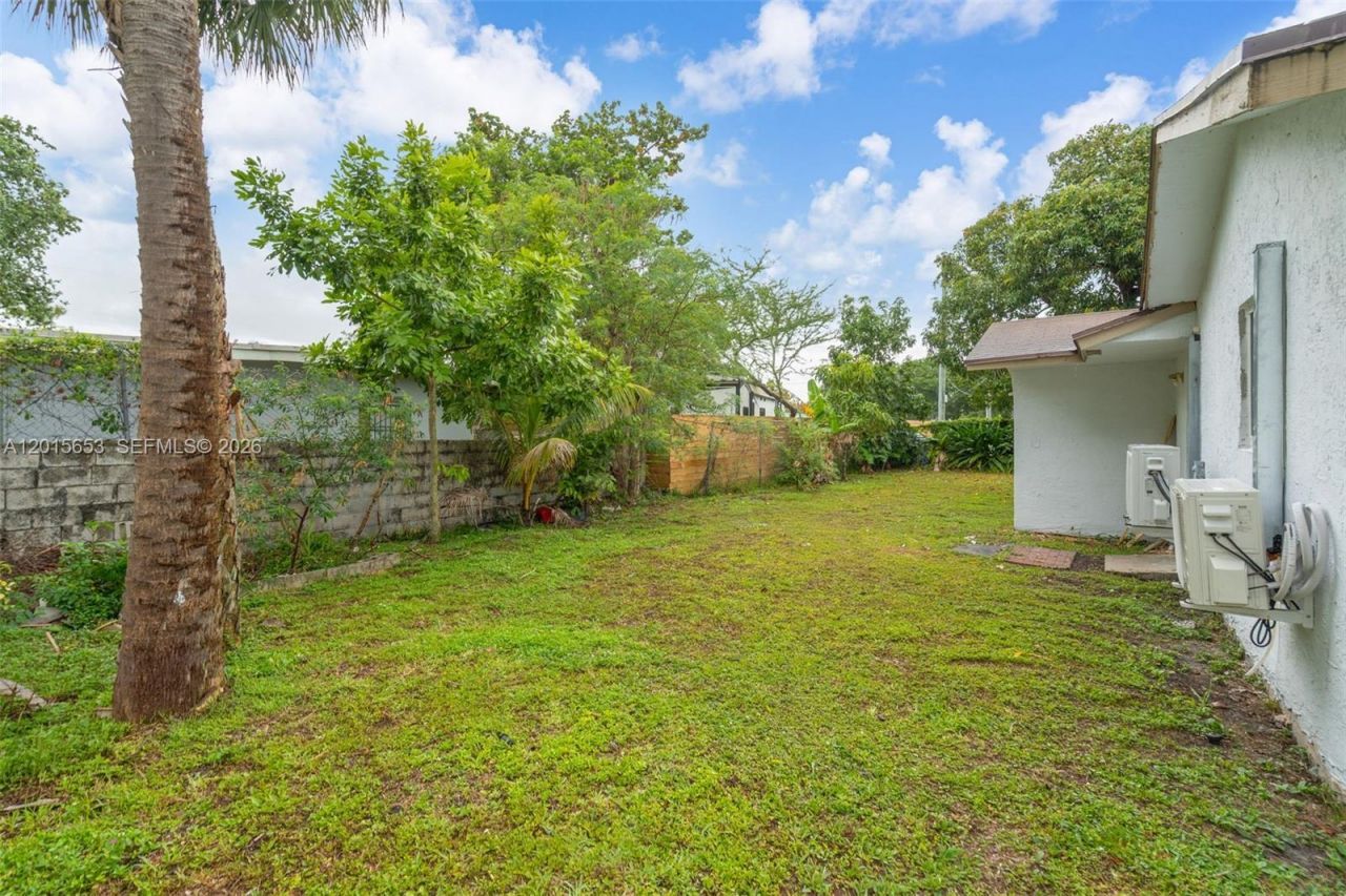 645 NW 15th Ave , Unit 1, Fort Lauderdale, FL 33311 Photo
