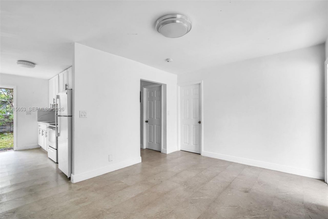 645 NW 15th Ave , Unit 1, Fort Lauderdale, FL 33311 Photo