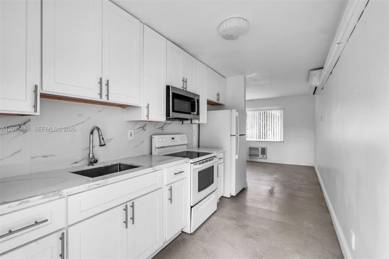 645 NW 15th Ave , Unit 1, Fort Lauderdale, FL 33311 Photo