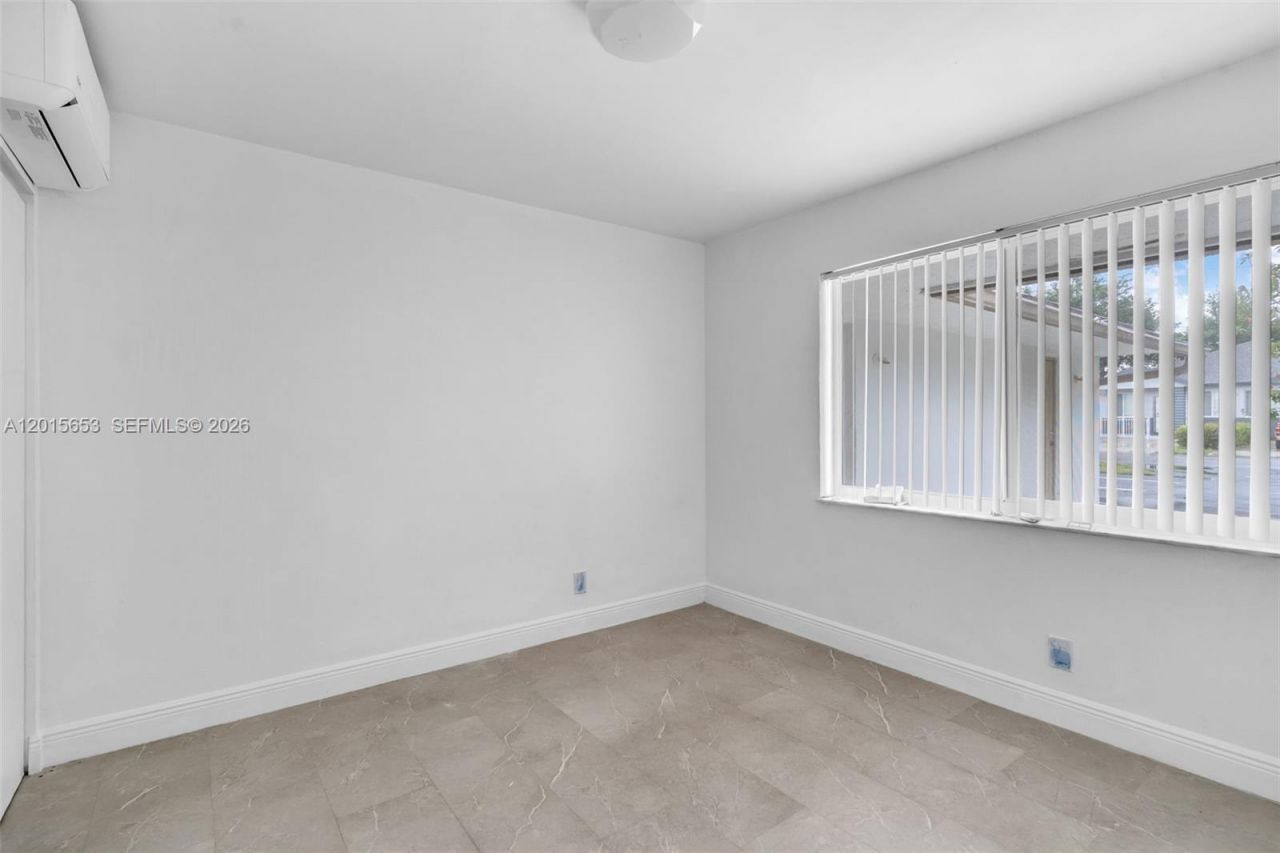 645 NW 15th Ave , Unit 1, Fort Lauderdale, FL 33311 Photo