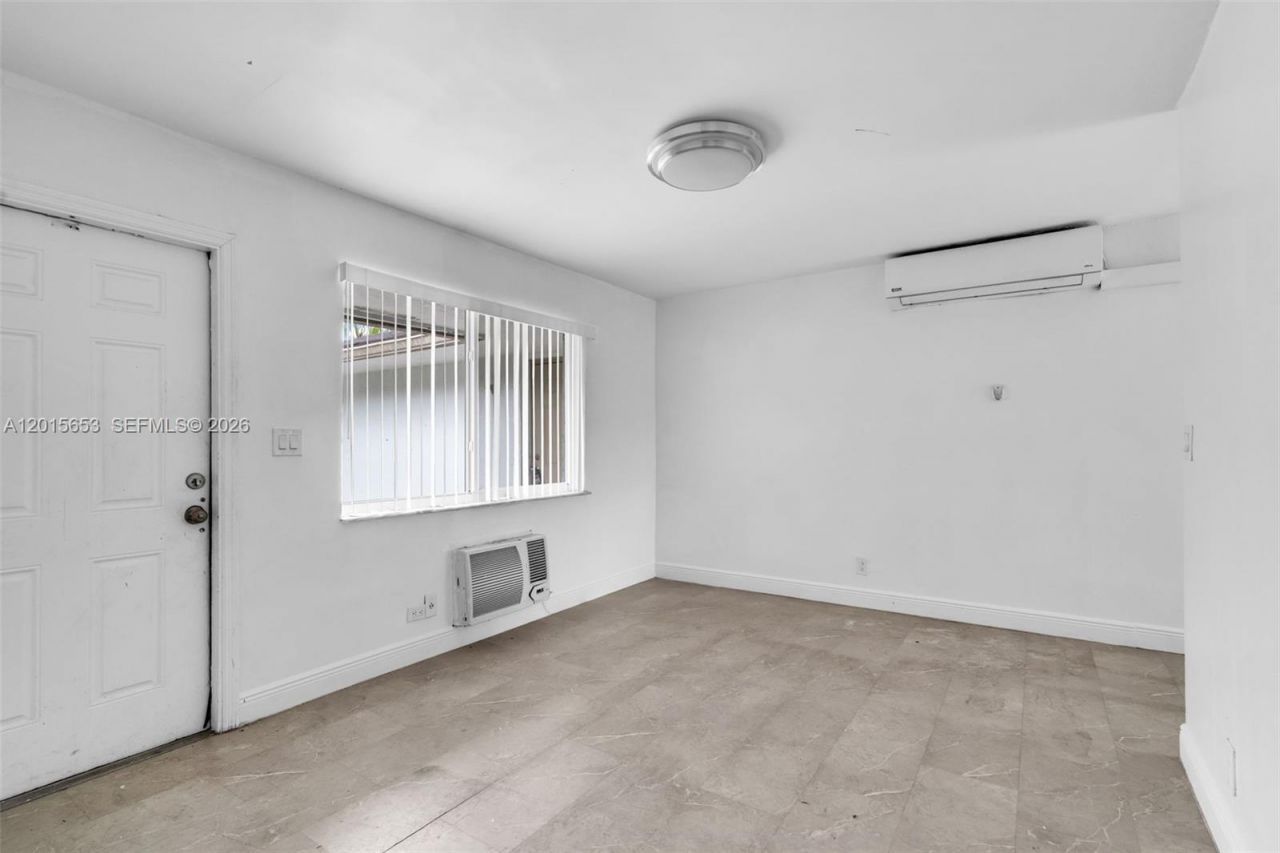 645 NW 15th Ave , Unit 1, Fort Lauderdale, FL 33311 Photo