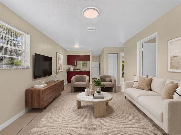 1101 W Prospect Rd, Unit 4, Fort Lauderdale, FL 33309