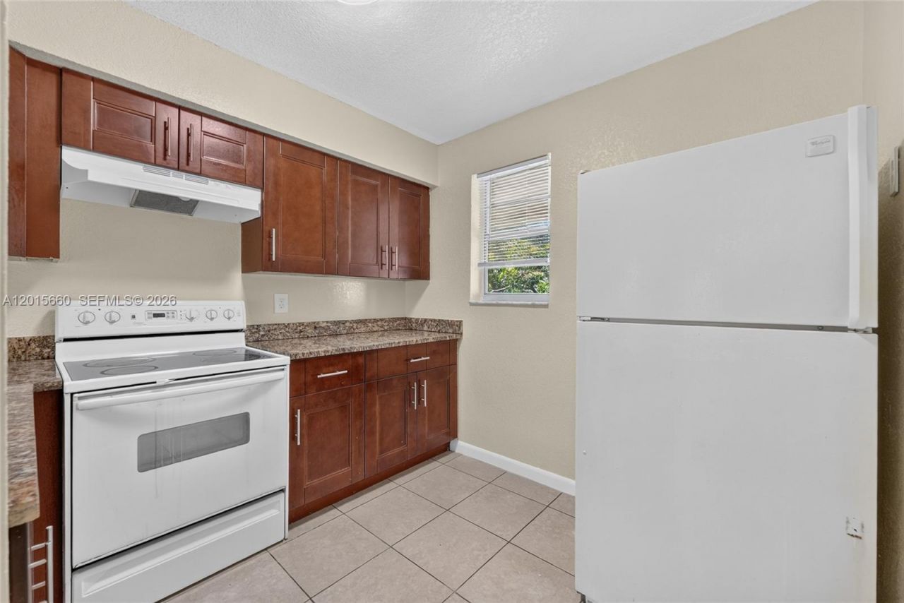 1101 W Prospect Rd, Unit 4, Fort Lauderdale, FL 33309 Photo