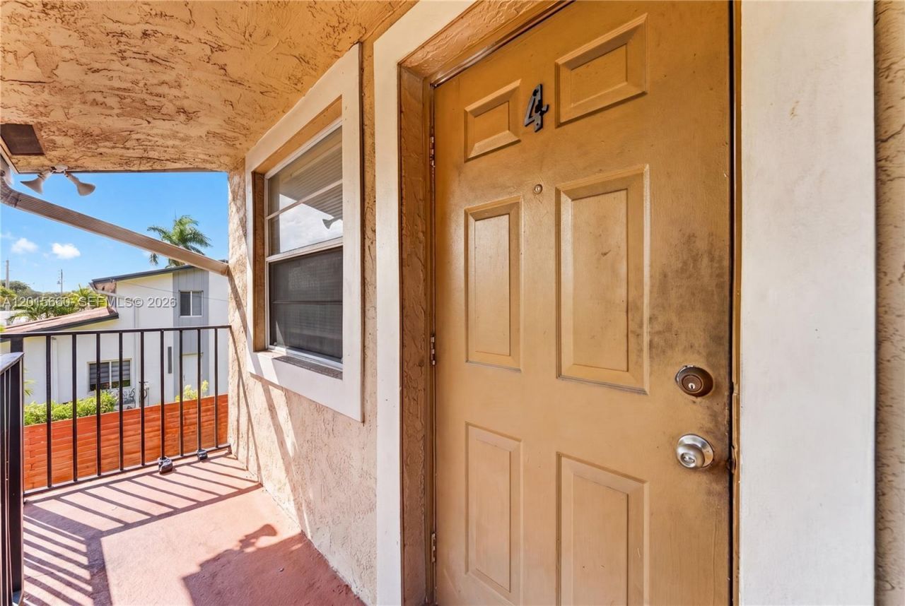 1101 W Prospect Rd, Unit 4, Fort Lauderdale, FL 33309 Photo