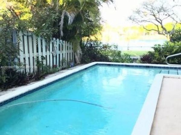 10135 SW 156th Ave , Miami, FL 33196
