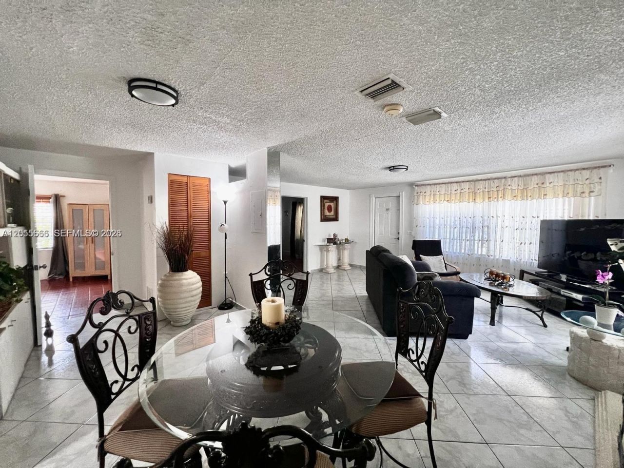 1465 SW 28th Way, Fort Lauderdale, FL 33312 Photo