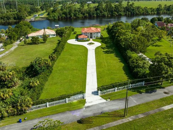 6152 SW Banks St , Palm City, FL 34990