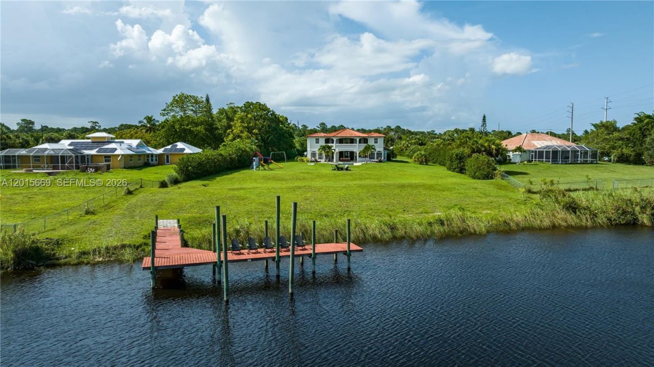 6152 SW Banks St , Palm City, FL 34990 Photo