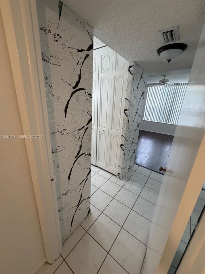 3720 Inverrary Dr , Unit 2K, Lauderhill, FL 33319 Photo