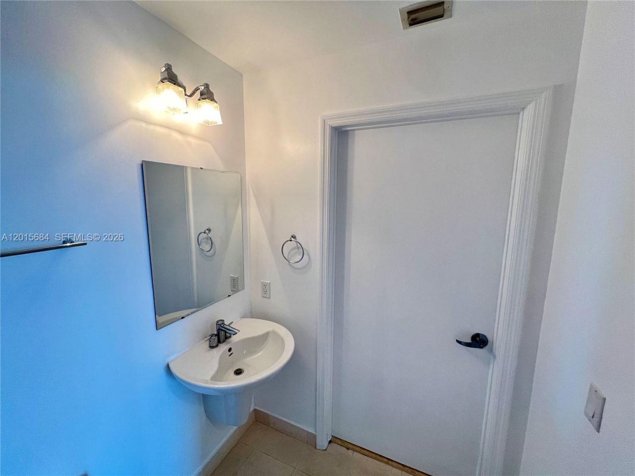 60 SW 13th St , Unit 3609, Miami, FL 33130 Photo