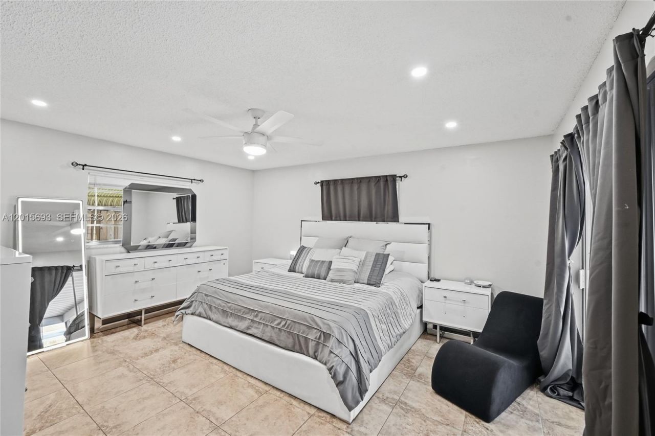 8972 SW 8th St , Boca Raton, FL 33433 Photo