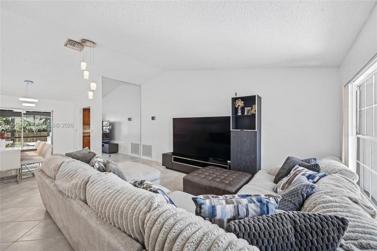 8972 SW 8th St , Boca Raton, FL 33433 Photo
