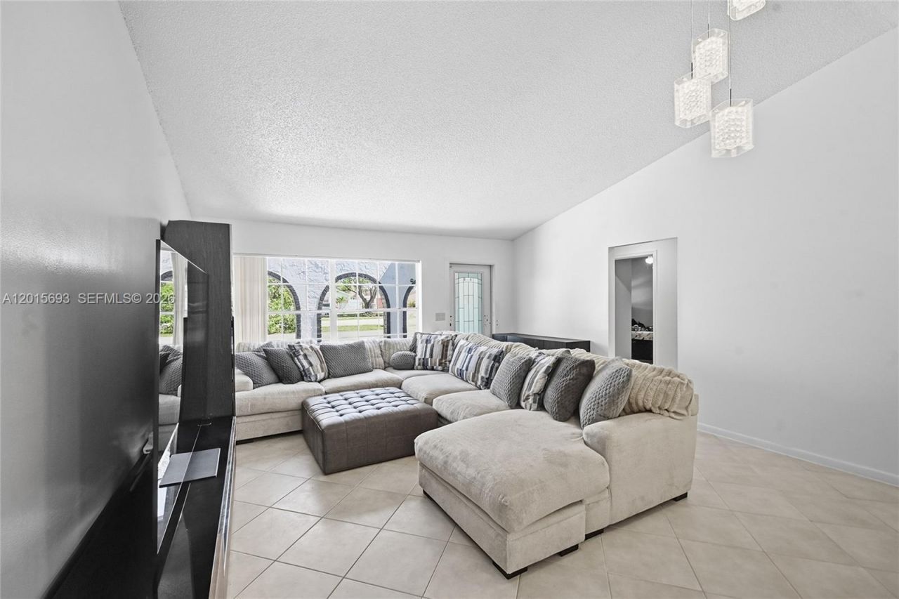 8972 SW 8th St , Boca Raton, FL 33433 Photo