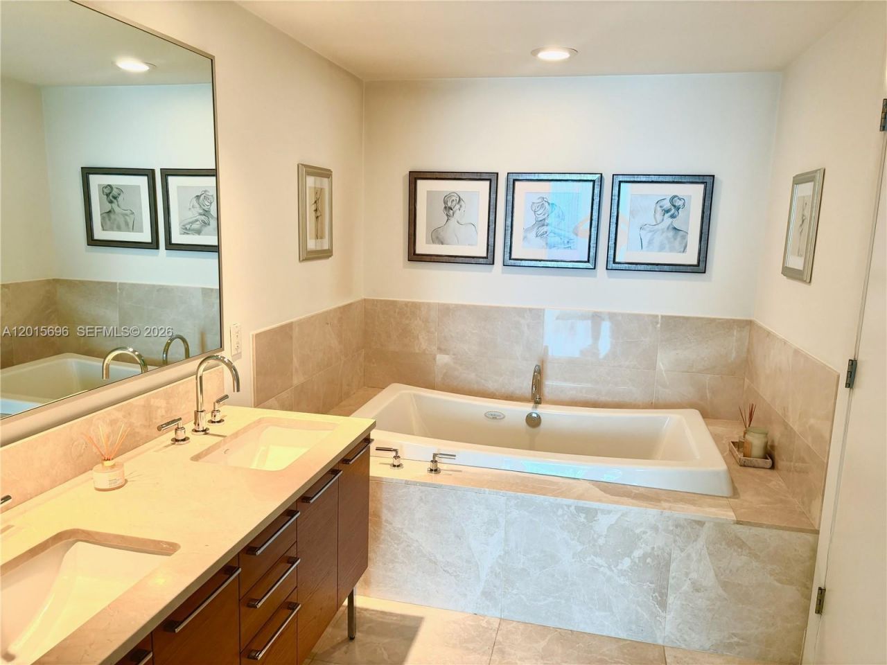 17001 Collins Ave , Unit 1407, Sunny Isles Beach, FL 33160 Photo