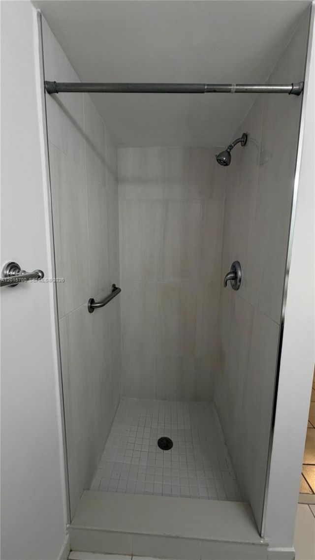6385 W 27th Ave , Unit 11-3, Hialeah, FL 33016 Photo