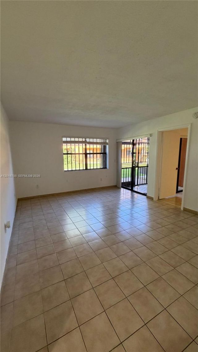 6385 W 27th Ave , Unit 11-3, Hialeah, FL 33016 Photo