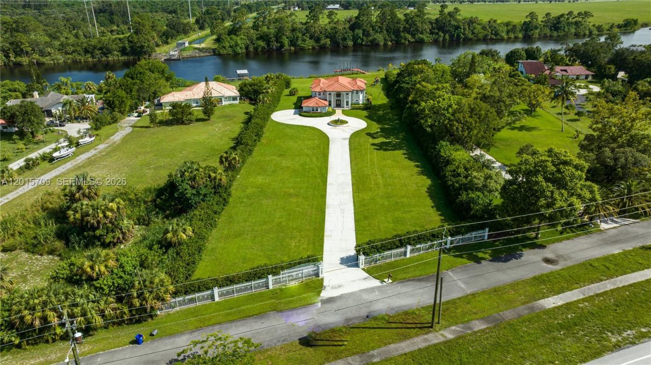 6152 SW Banks St , Palm City, FL 34990 Photo