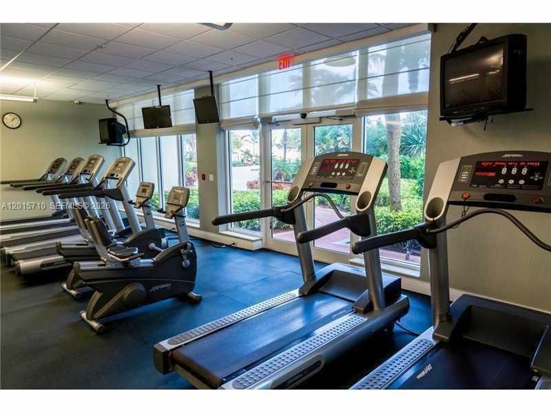 3001 S Ocean Dr , Unit 703, Hollywood, FL 33019 Photo